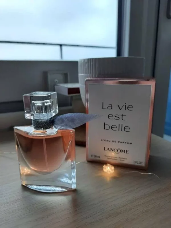 ⁦La Vie Est Belle⁩ - الصورة ⁦2⁩